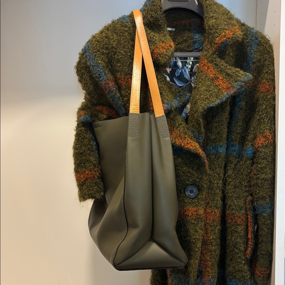 NWT Rag & Bone Olive/Black Tote with Tan Straps - Picture 9 of 11